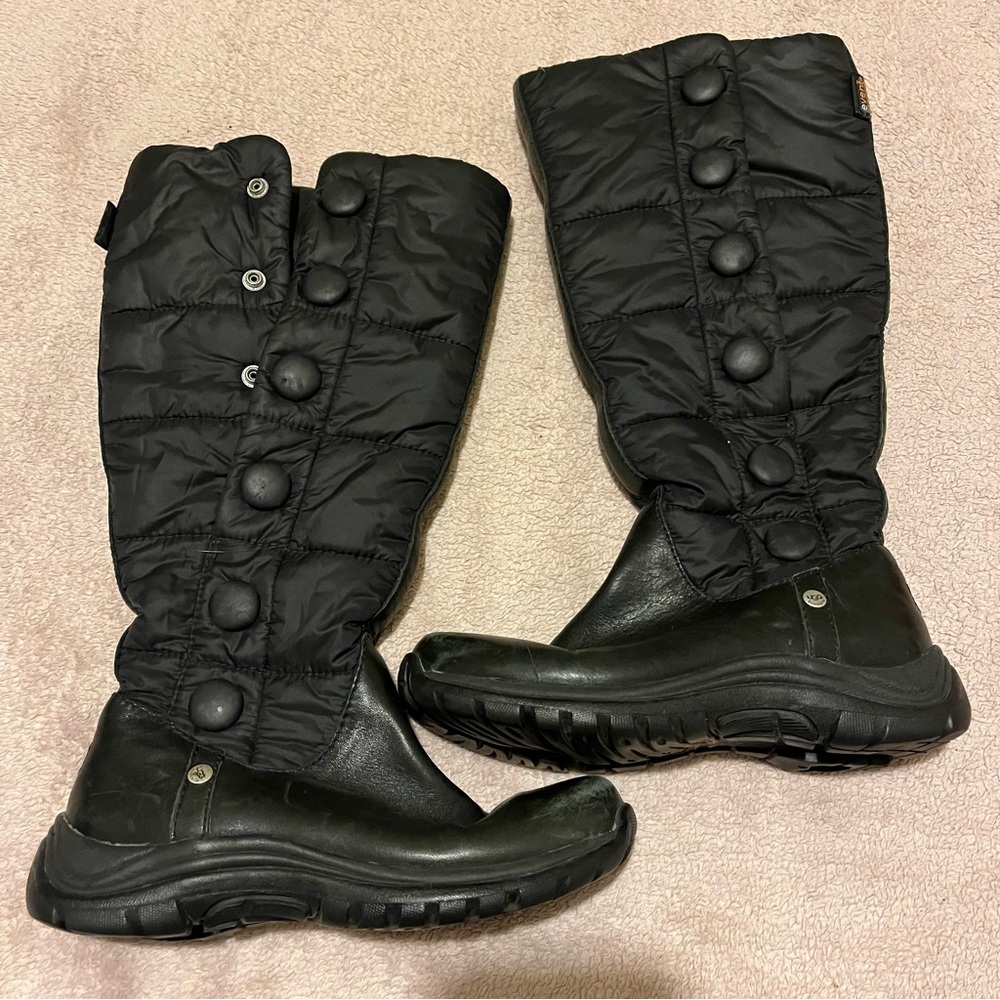 Ugg Australia Lonnie Waterproof Vibram Black Leather Puffer Snow Boot, Size 5.